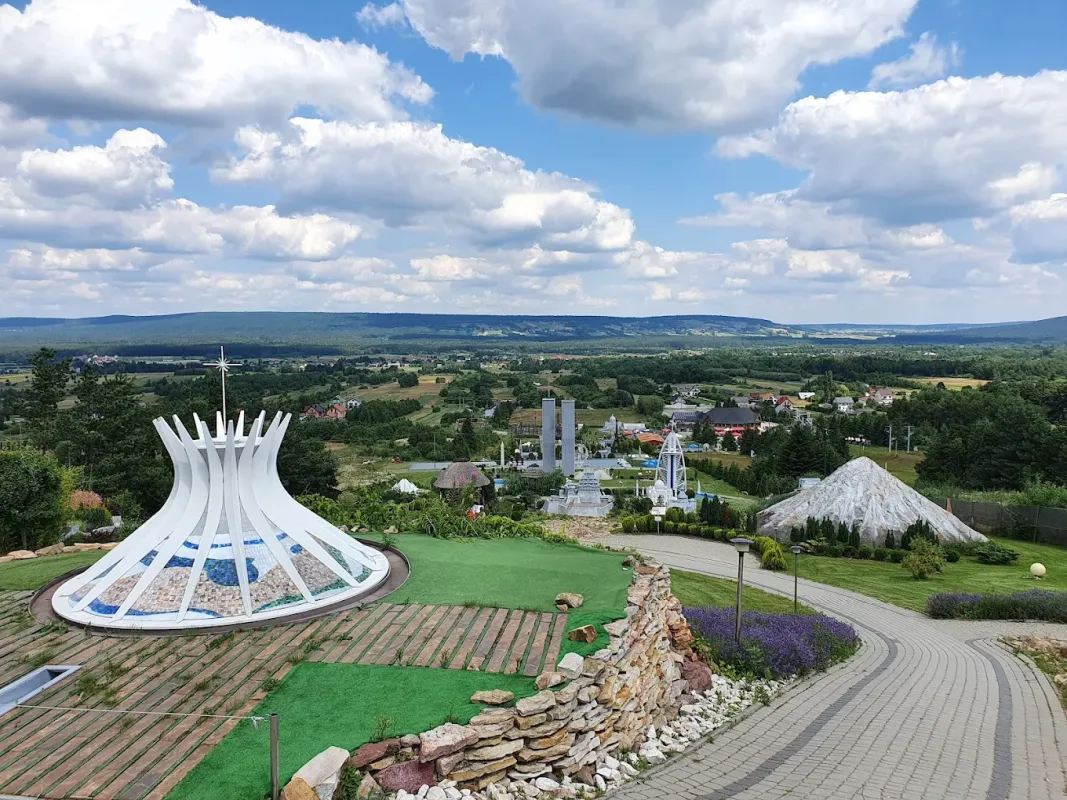 Sabat Krajno PARK Rozrywki i Miniatur